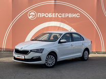 Skoda Rapid 1.6 AT, 2021, 43 386 км, с пробегом, цена 1 850 000 руб.