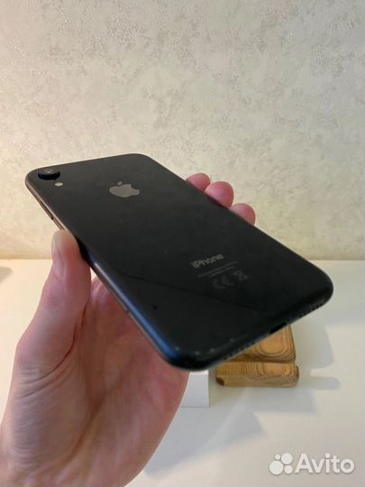 iPhone Xr, 64 ГБ