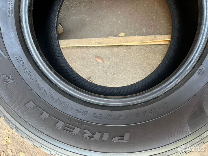 Pirelli Scorpion STR 275/70 R16