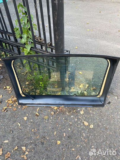 Стекло крышки багажника Ниссан x-trail