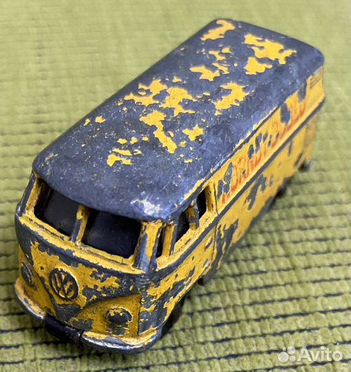 Dinky Toys Volkswagen bus
