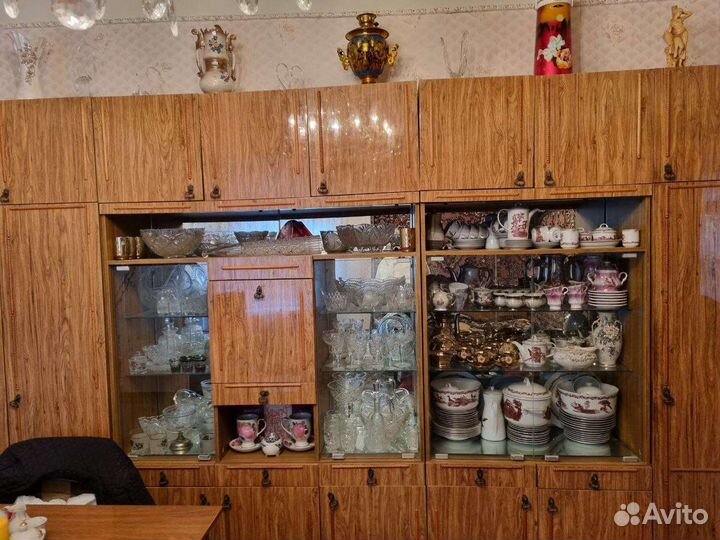 Стенка в гостиную б/у