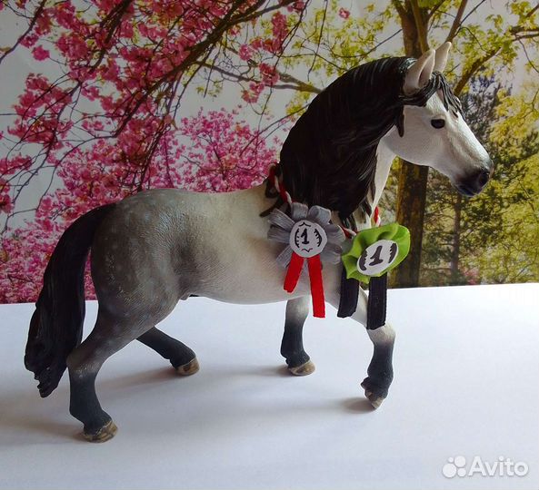 Амуниция для лошадок шляйх