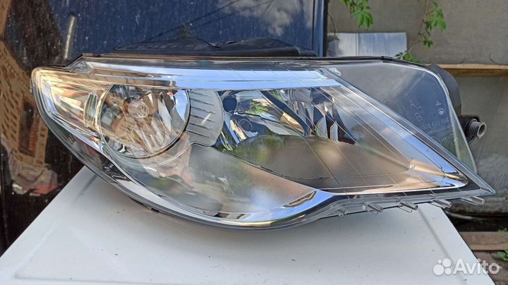 Фара правая Volkswagen Passat CC