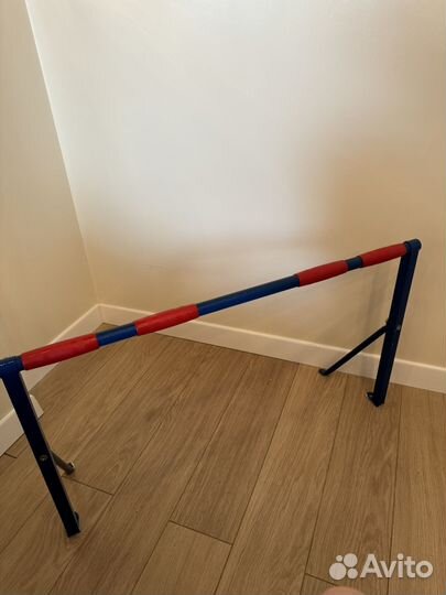 Турник настенный бу