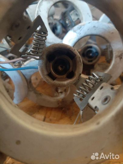 Точечные встраиваемые светильники