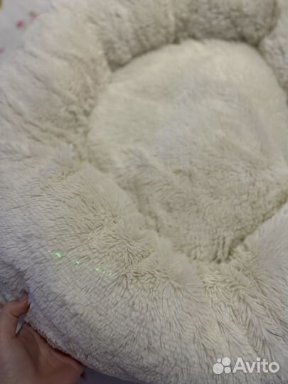 Лежанка для кошек плюшевая