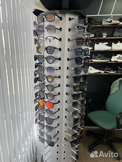 Солнцезащитные очки мужские и женские