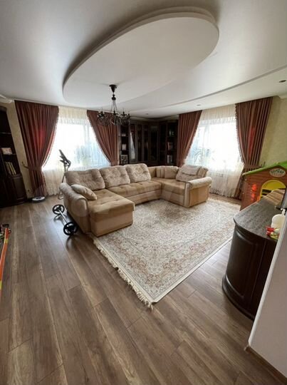 3-к. квартира, 166,4 м², 9/10 эт.