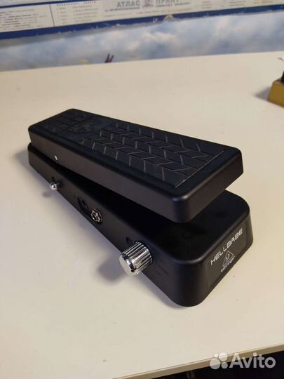 Педаль эффекта Wha-wha,музыкальная