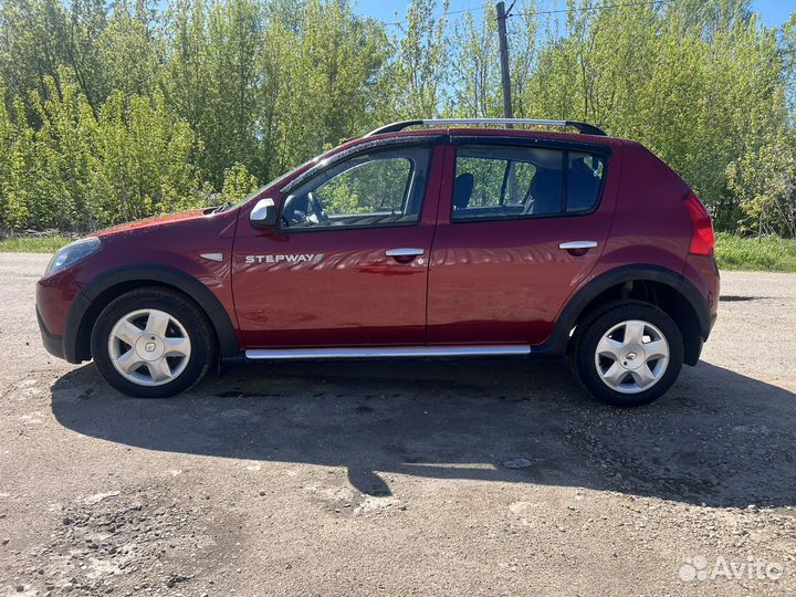 Renault Sandero Stepway 1.6 МТ, 2012, 70 200 км
