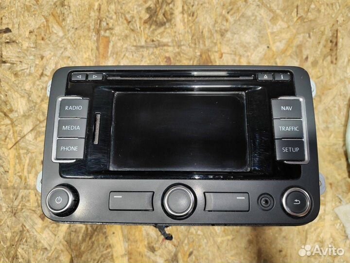 Магнитола Volkswagen Amarok 2014 3C8035279KX