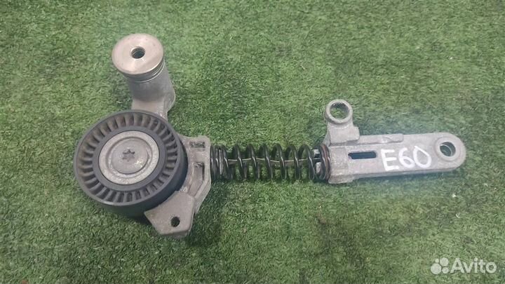 Натяжитель ремня Toyota Verso R2 2017