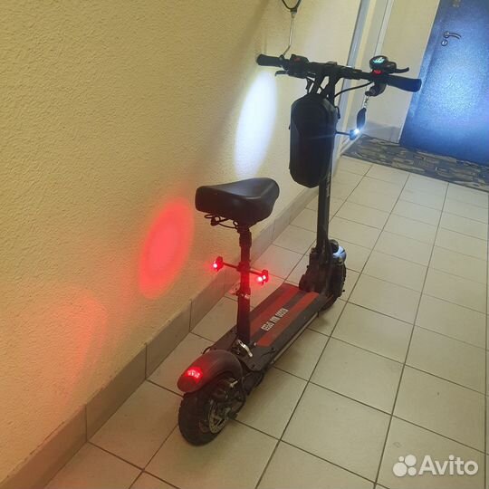 Самокат взрослый электрический бу