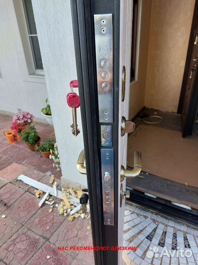 Тёплая дверь входная установка в подарок