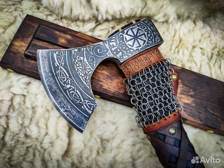 Кованые топоры ручной работы