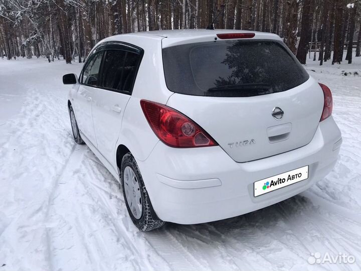 Nissan Tiida 1.6 AT, 2012, 161 440 км