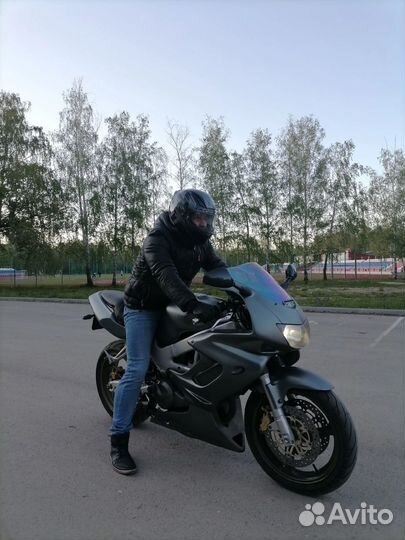 Honda vtr1000f firestorm