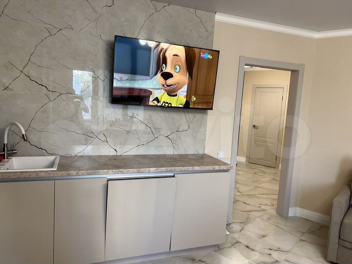 2-к. квартира, 75 м², 2/16 эт.