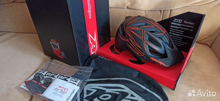 Шлем велосипедный Troy Lee Designs A1