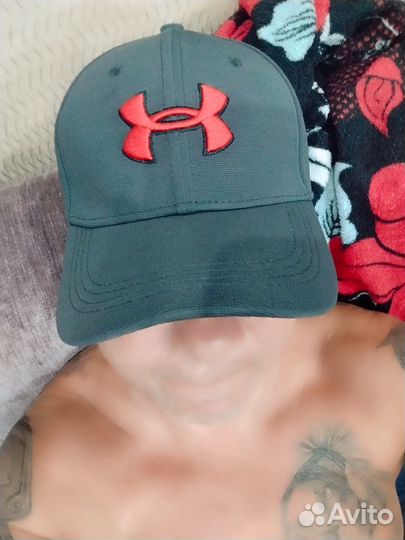 Бейсболка under armour