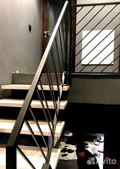 Перила деревянные для лестниц