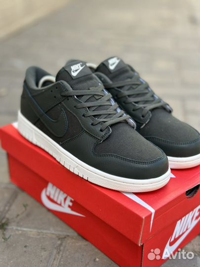 Кроссовки Nike dunk low
