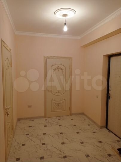 2-к. квартира, 73 м², 2/9 эт.