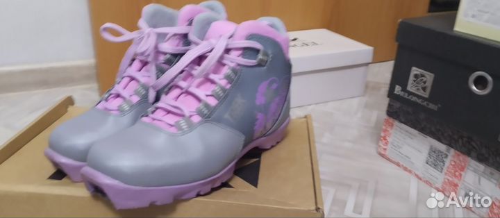 Лыжные ботинки