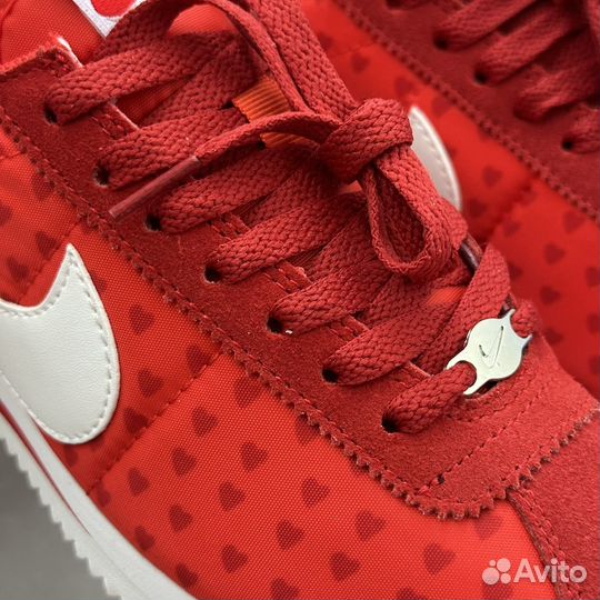 Nike cortez Valentine s Day Red Lovely