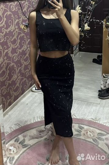 Костюм в стращах вечерний