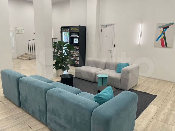 Офисное помещение 1100.00 кв.м 2 этаж