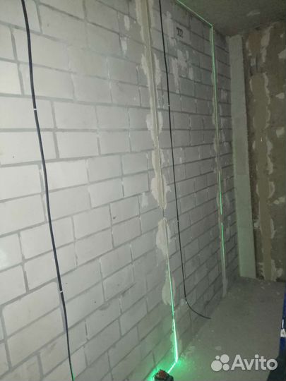 Штукатурка,шпаклёвка, стяжка.И так далее