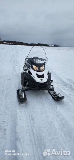 Продаю снегоход BRP Lynx Commander 600 etec