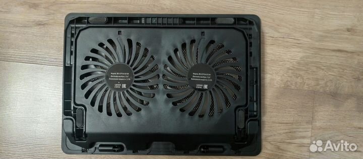 Подставка для охлаждения ноутбука