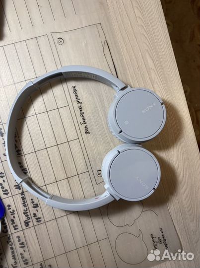 Беспроводные наушники sony