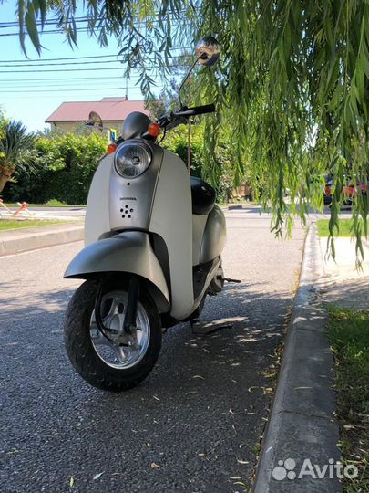 Мопед honda scoopi