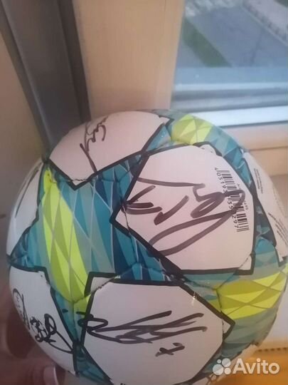 Футбольный мяч профессиональный с автографами