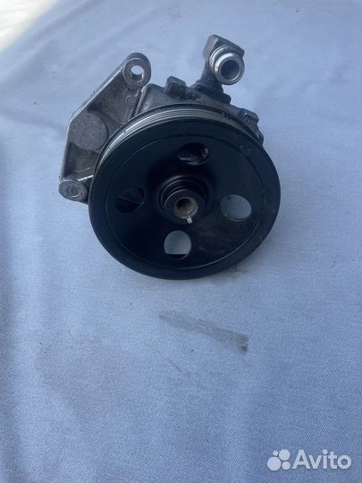 Гидроусилитель руля m272