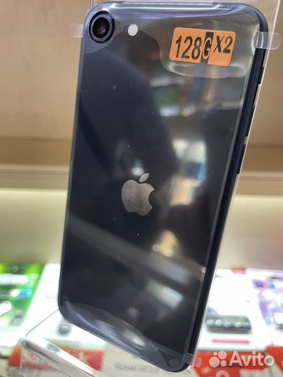 Смартфон iPhone SE 2020 128 Гб Черный