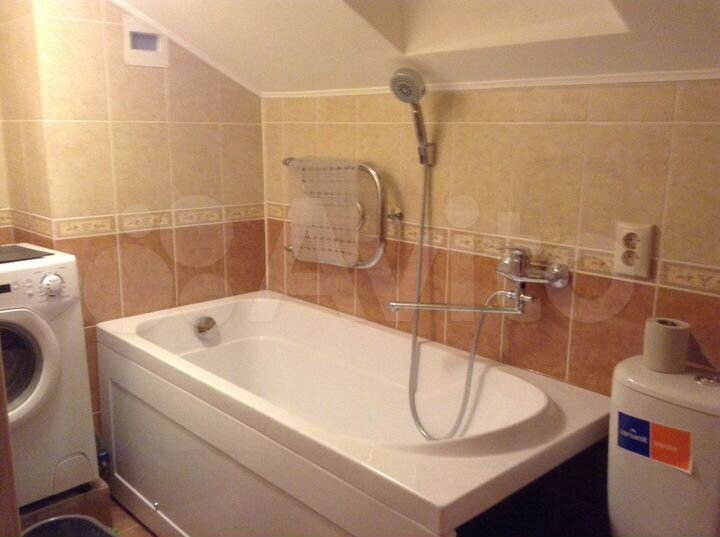 2-к. квартира, 30 м², 3/3 эт.