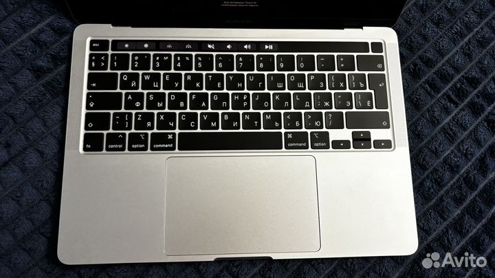 Macbook pro 13 2019 touch bar