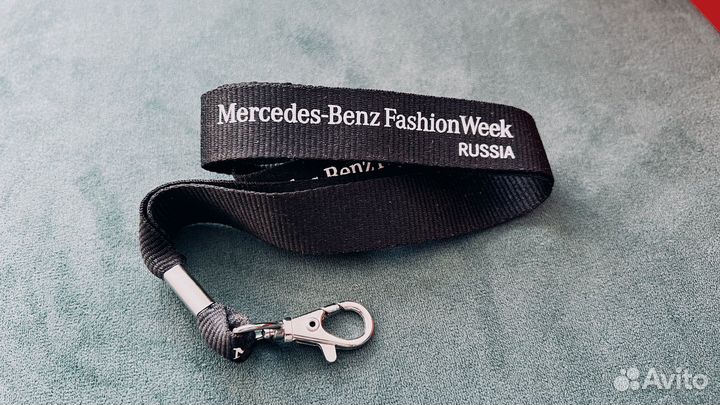 Ланьярд Mercedes-Benz Fashion Week Russia