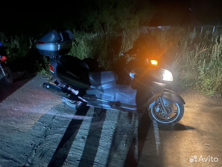 Suzuki SkyWave 650 LX