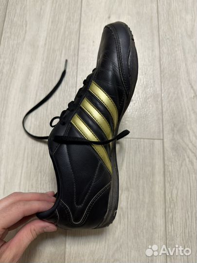 Кроссовки adidas