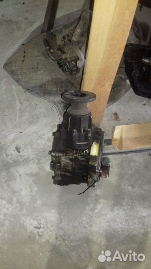 Раздаточный редуктор на Hyundai Santa Fe 3