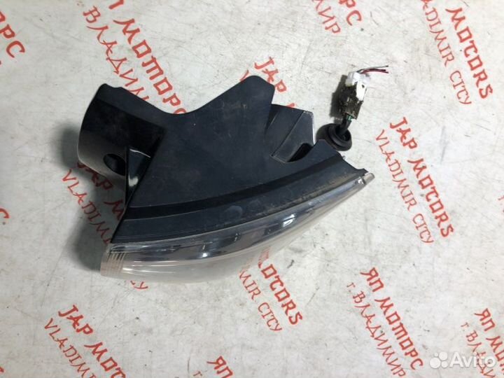 Фонарь задний правый Mitsubishi Outlander XL 4B12