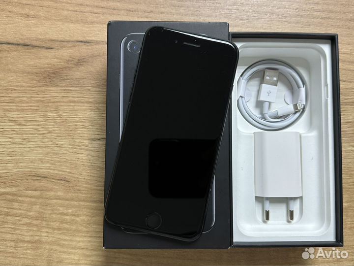 iPhone 7, 128 ГБ