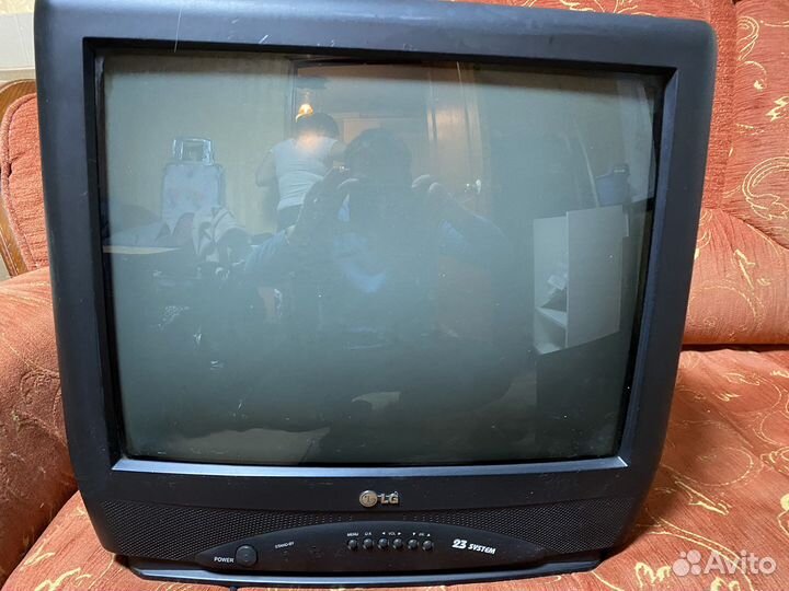 Телевизор LG CF-21F30