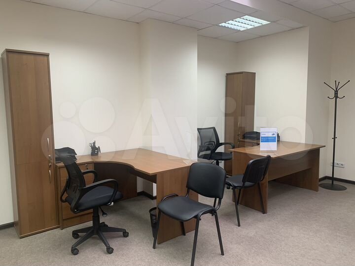 Офис, 7.5 м² с большой и бюджетной парковкой